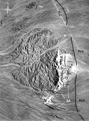 Vista aérea vertical bloque estructural del cerro La Cal (Mignorance 2004).  Foto: Cricyt