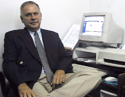 Lic. N&eacute;stor Perticarari