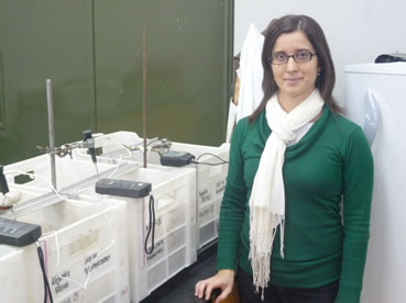 Ing. Alejandra Prono en su laboratorio del INTEC. Foto gentileza del Sr. Mariano Di Maggio